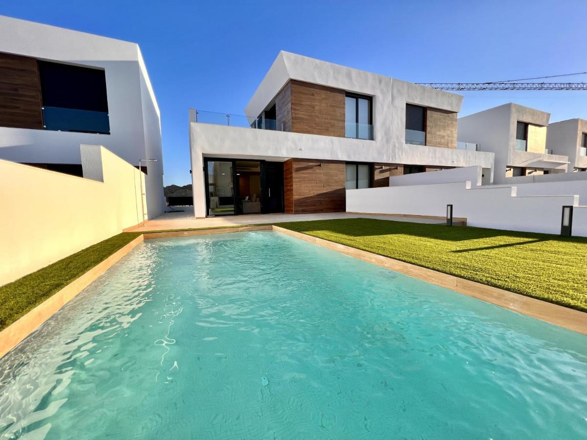 La Masion De Tout Seasonal Rental El Campello Exterior foto
